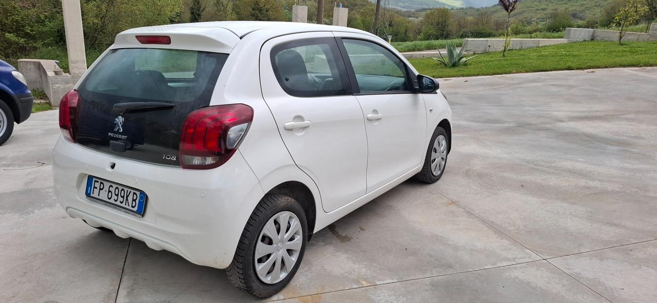 Peugeot 108 PureTech 82 5 porte Active