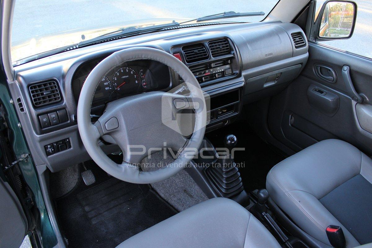 SUZUKI Jimny 1.3i 16V cat Cabrio 4WD JLX