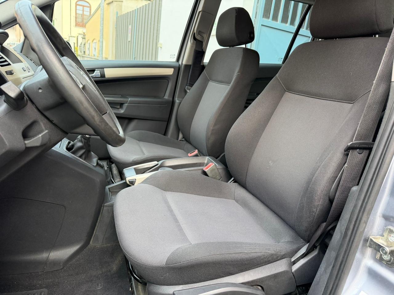 Opel Zafira 1.6 16V Cosmo GPL