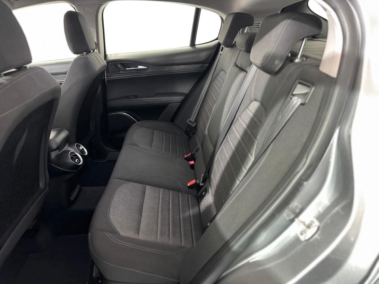 Alfa Romeo Stelvio 2.2 Turbodiesel 190 CV AT8 Q4 Business
