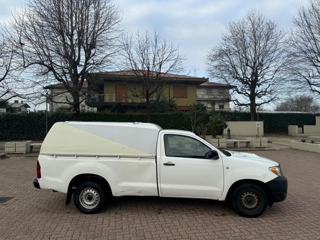 Toyota Hilux 2.5 D-4D 2WD 2p. Pick-up