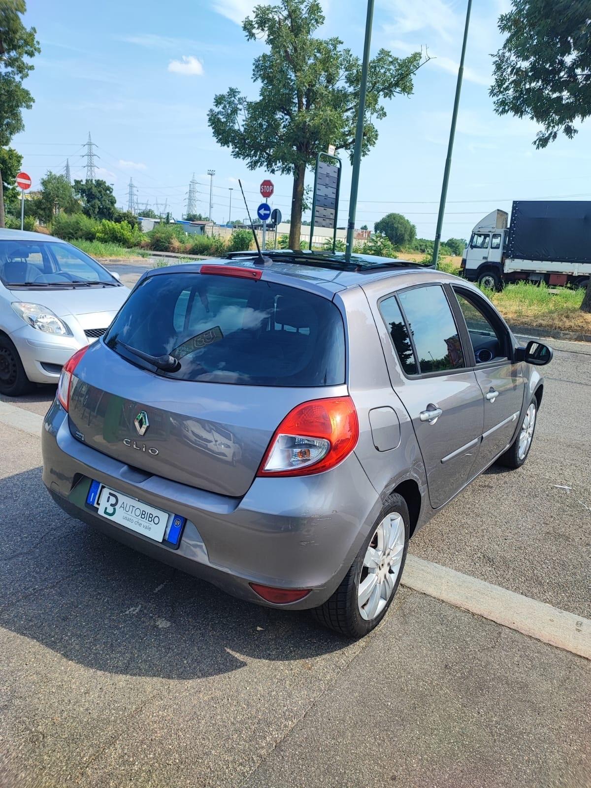 Renault Clio 1.2 16V TCE 100CV 5 porte Luxe