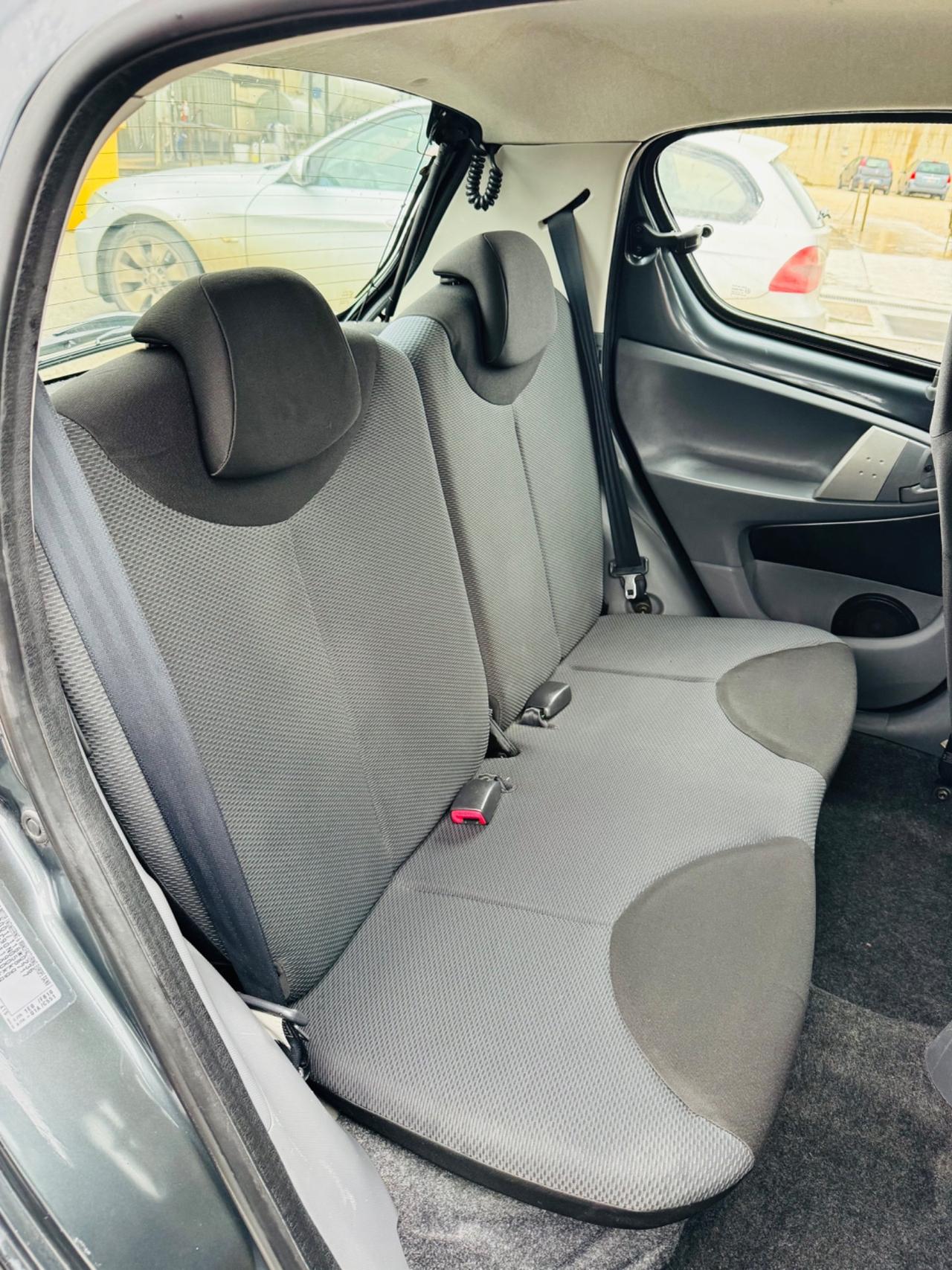 Toyota Aygo 1.0 12V VVT-i 5 porte