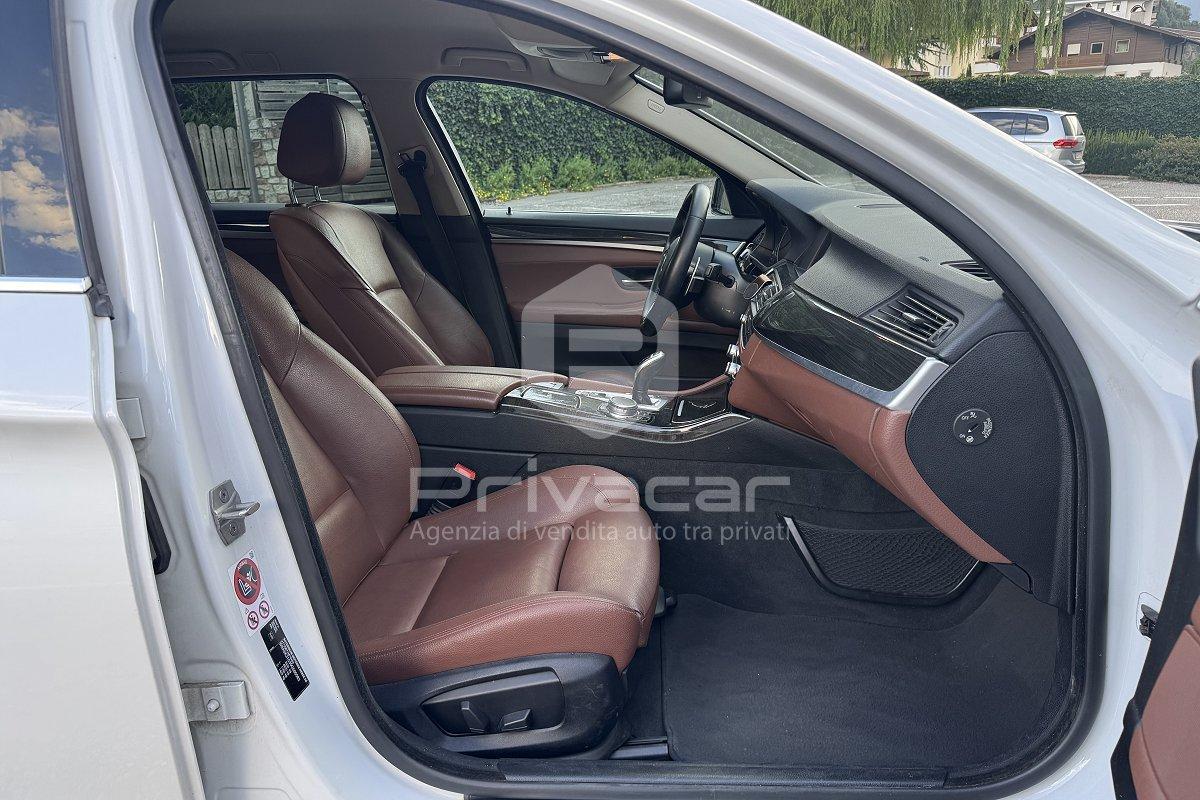 BMW 530d xDrive 249CV Touring Luxury
