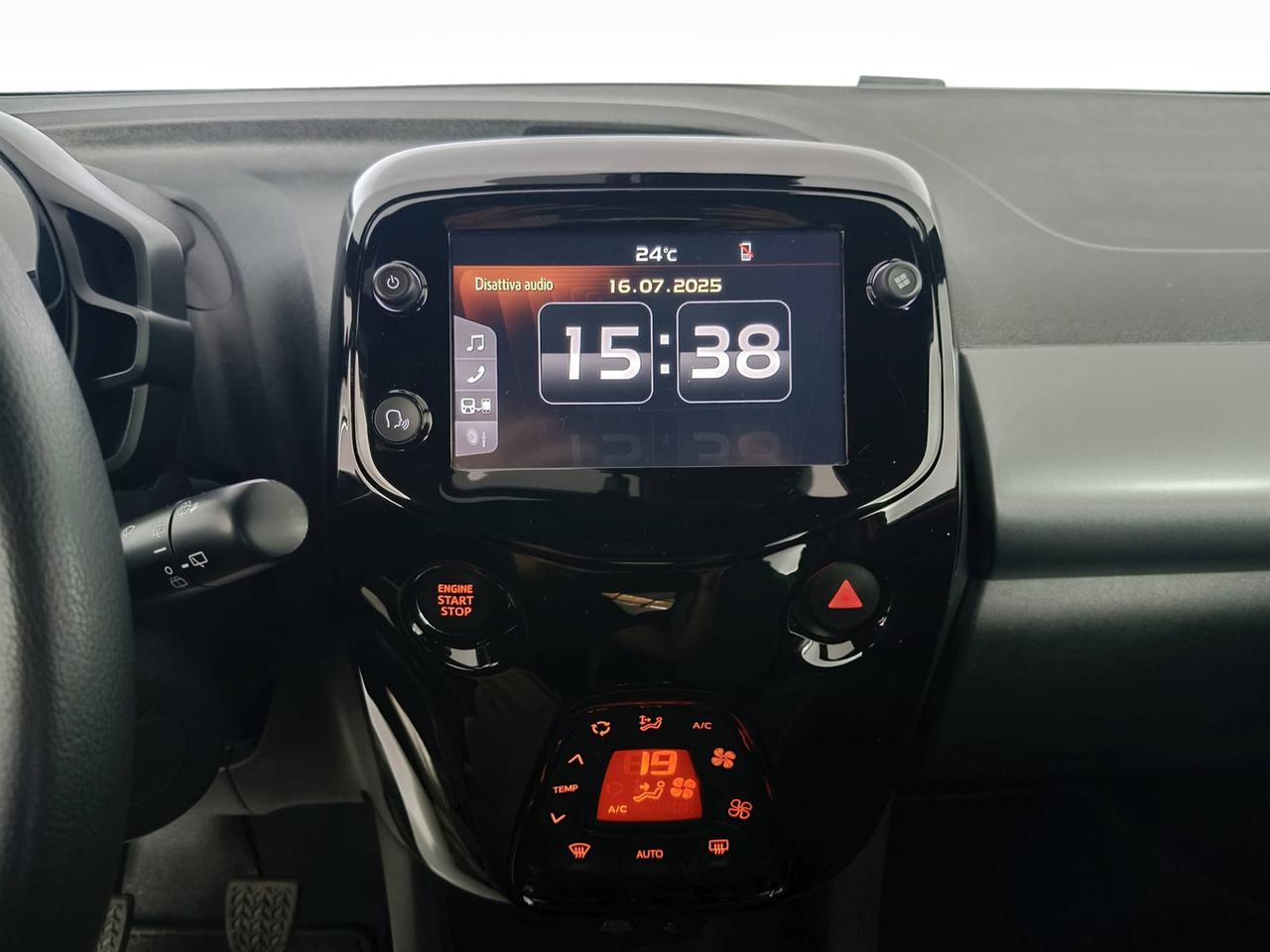 TOYOTA Aygo II 2018 5p - Aygo 5p 1.0 x-play 72cv