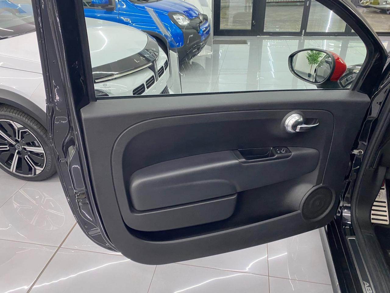 Abarth 595 1.4 Turbo T-Jet 180 CV Competizione