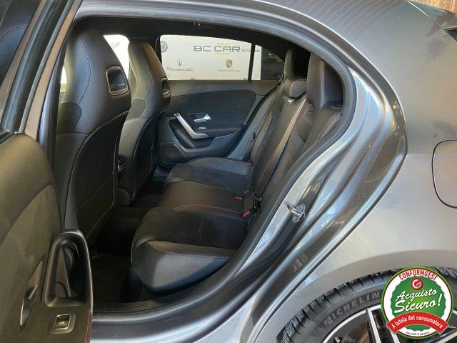 MERCEDES-BENZ A 180 d Auto Premium AMG *NIGHT PACK