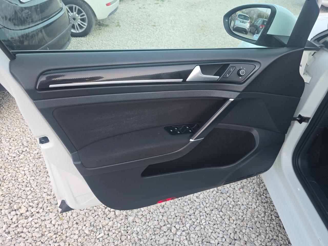 Volkswagen Golf 1.6 TDI 110 CV 5p. Business BlueMotion Technology