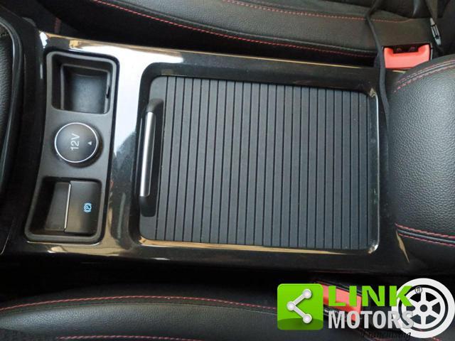 FORD Kuga 1.5 EcoBoost 120 CV S&S 2WD ST-Line