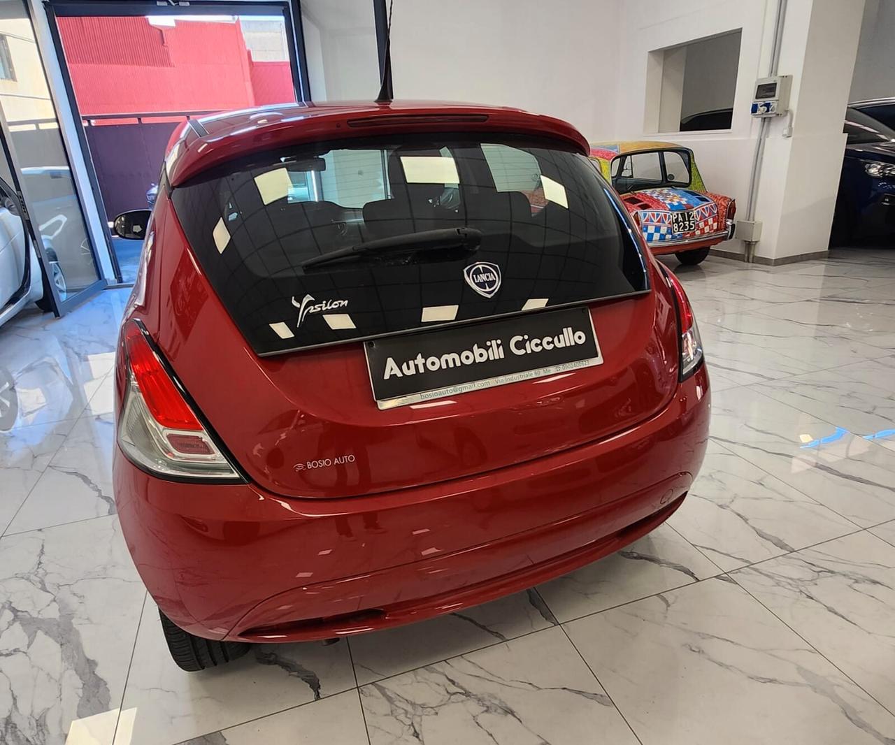 Lancia Ypsilon 1.2 69 CV 5 porte Platinum