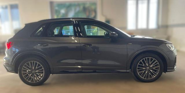 AUDI Q3 45 TFSI quattro S tronic S line edition