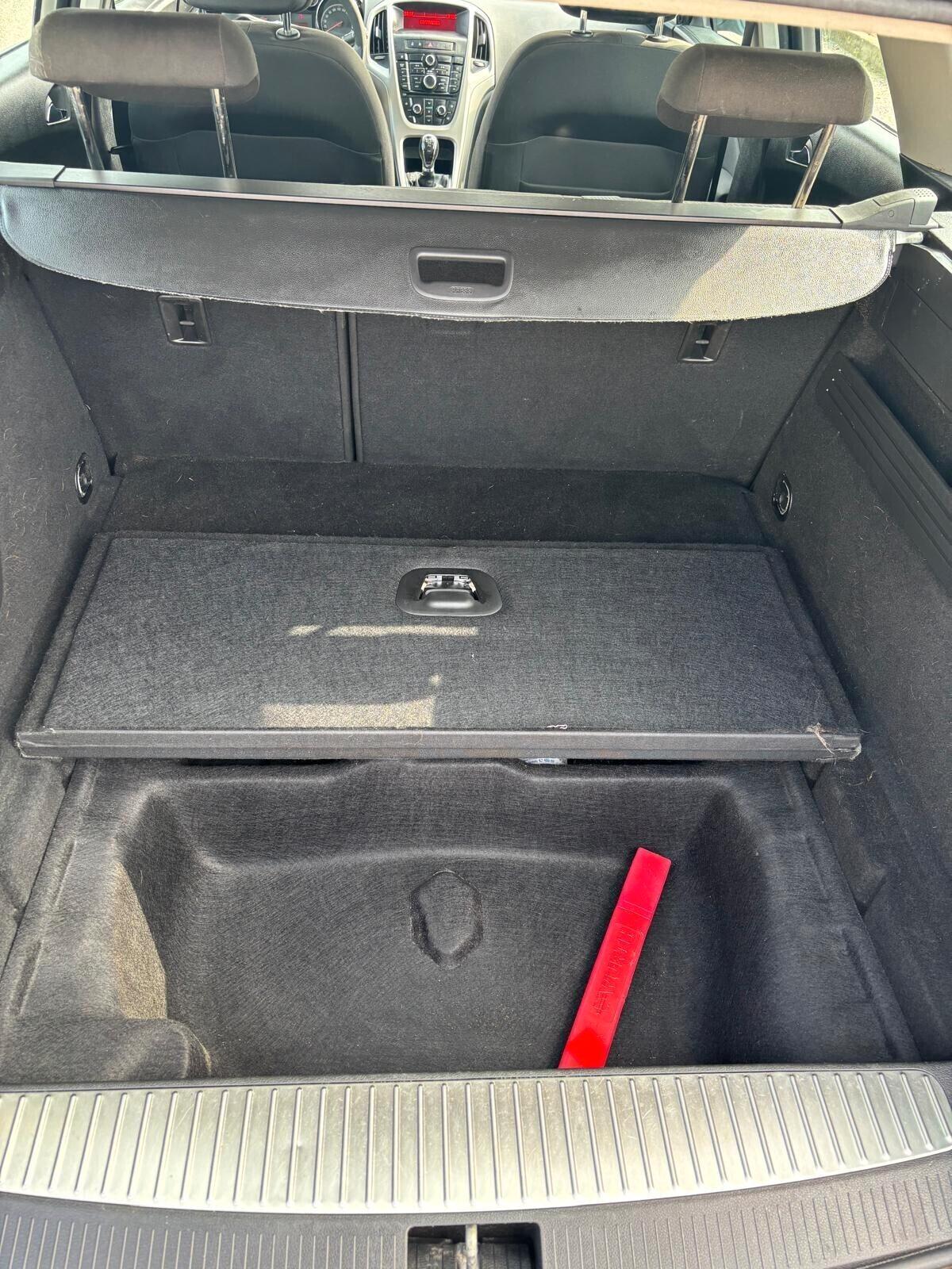 Opel Astra 1.4 100CV Sports Tourer Cosmo UNICO PROPRIETARIO