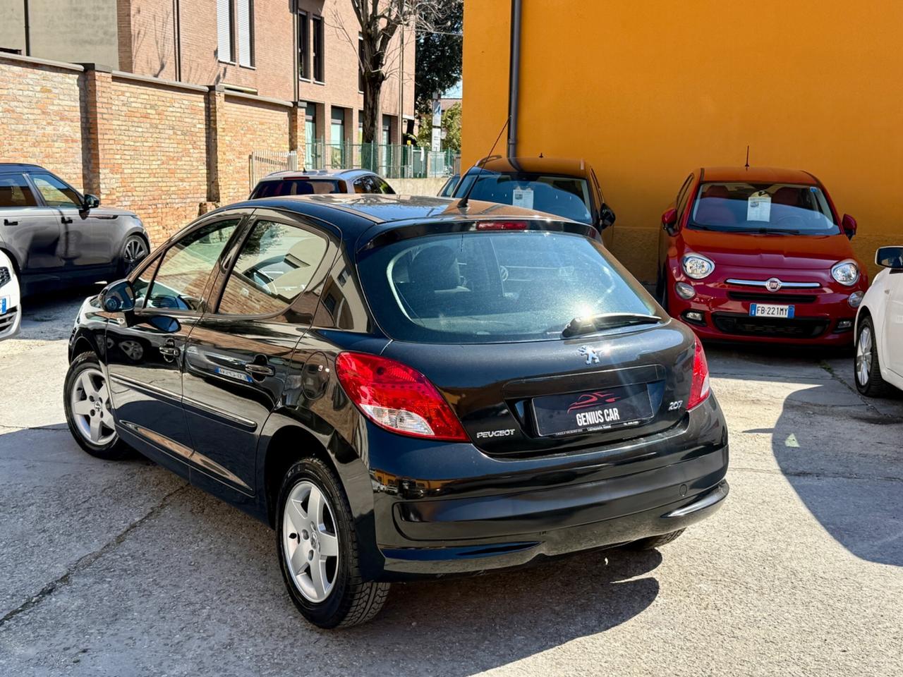 Peugeot 207 1.4 HDi 70CV 5p. Neopatentati