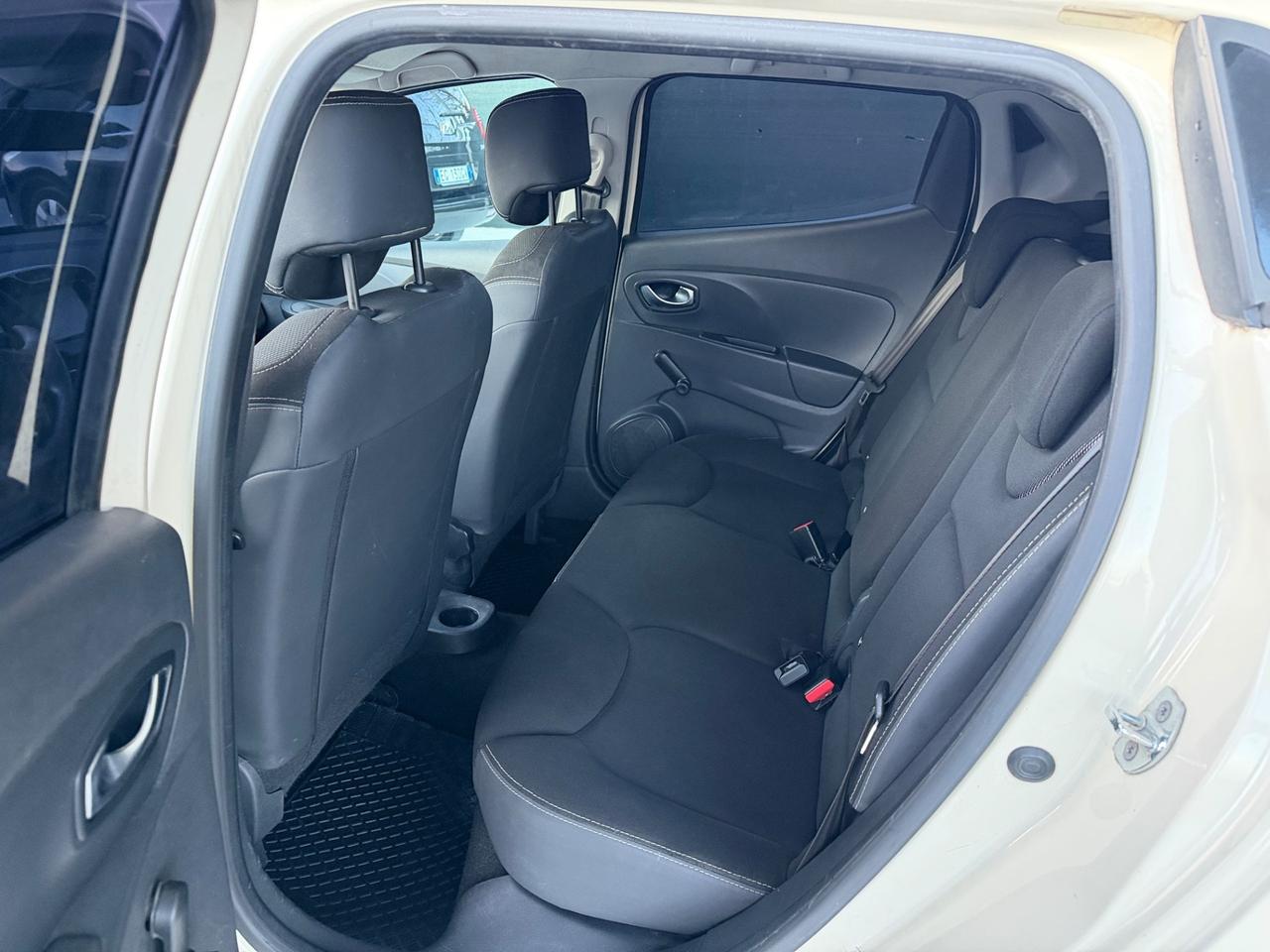 Renault Clio dCi 8V 75 CV Start&Stop 5 porte Energy Duel