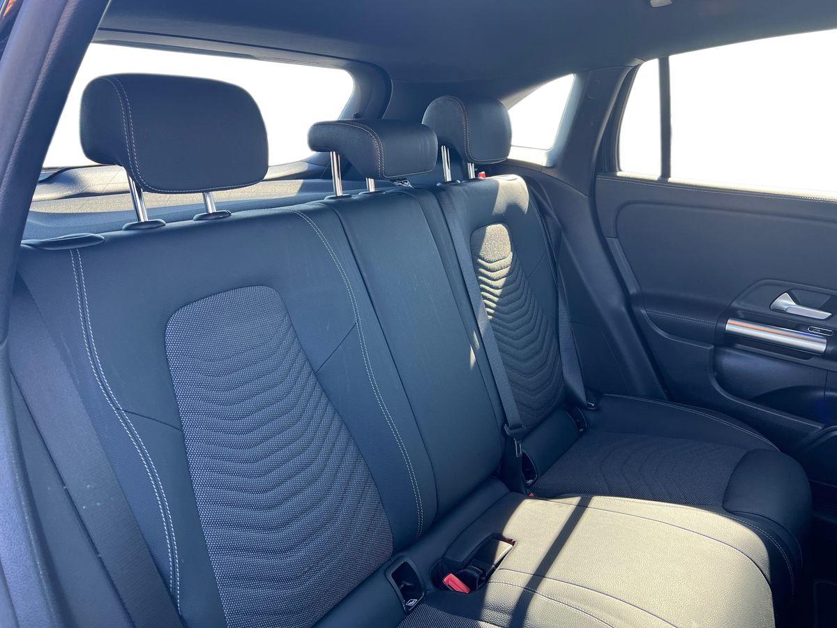 Mercedes-Benz GLA 180 Progressive Advanced Plus auto