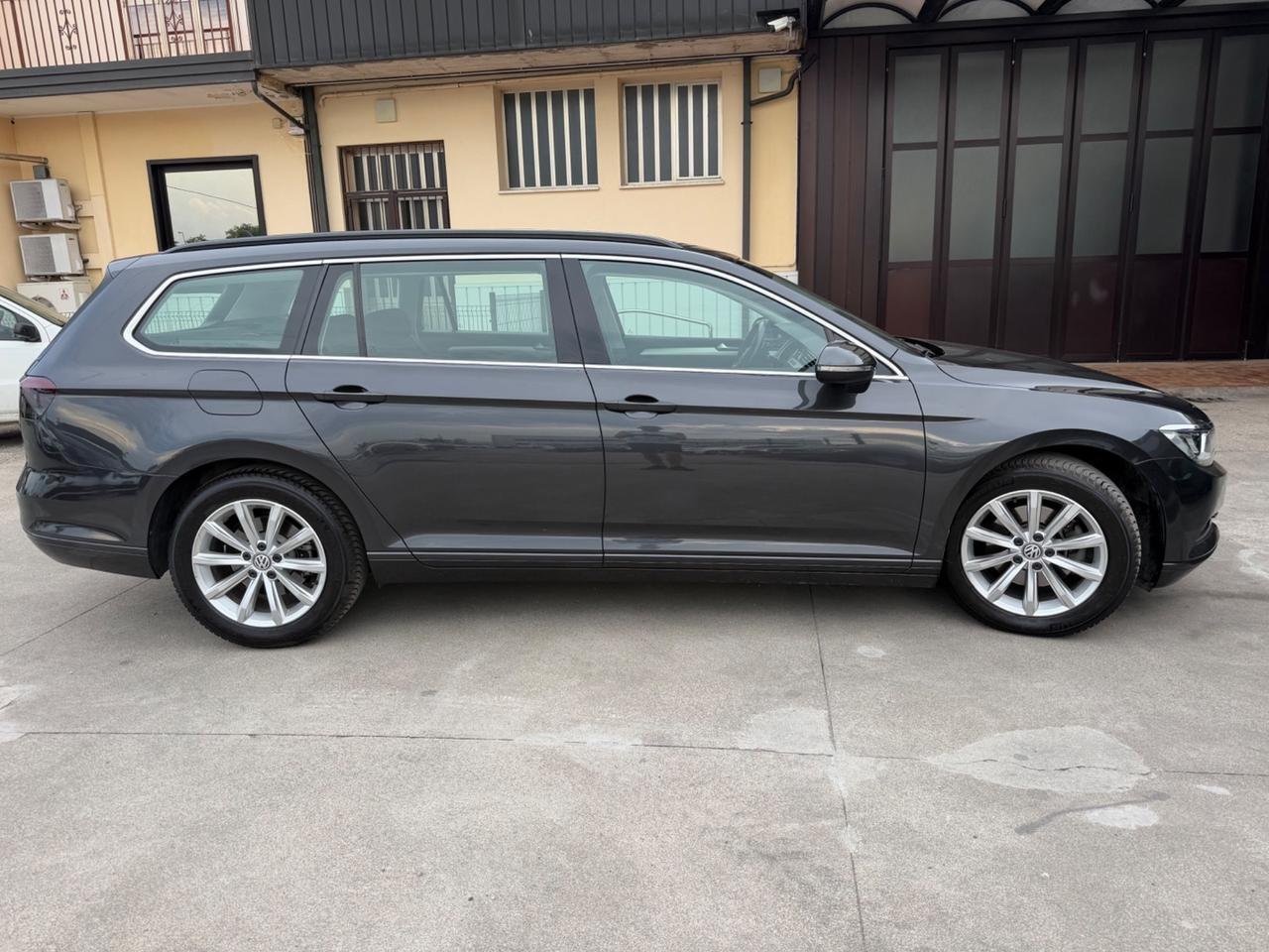Volkswagen Passat Variant 2.0 TDI DSG Business BlueMotion Tech