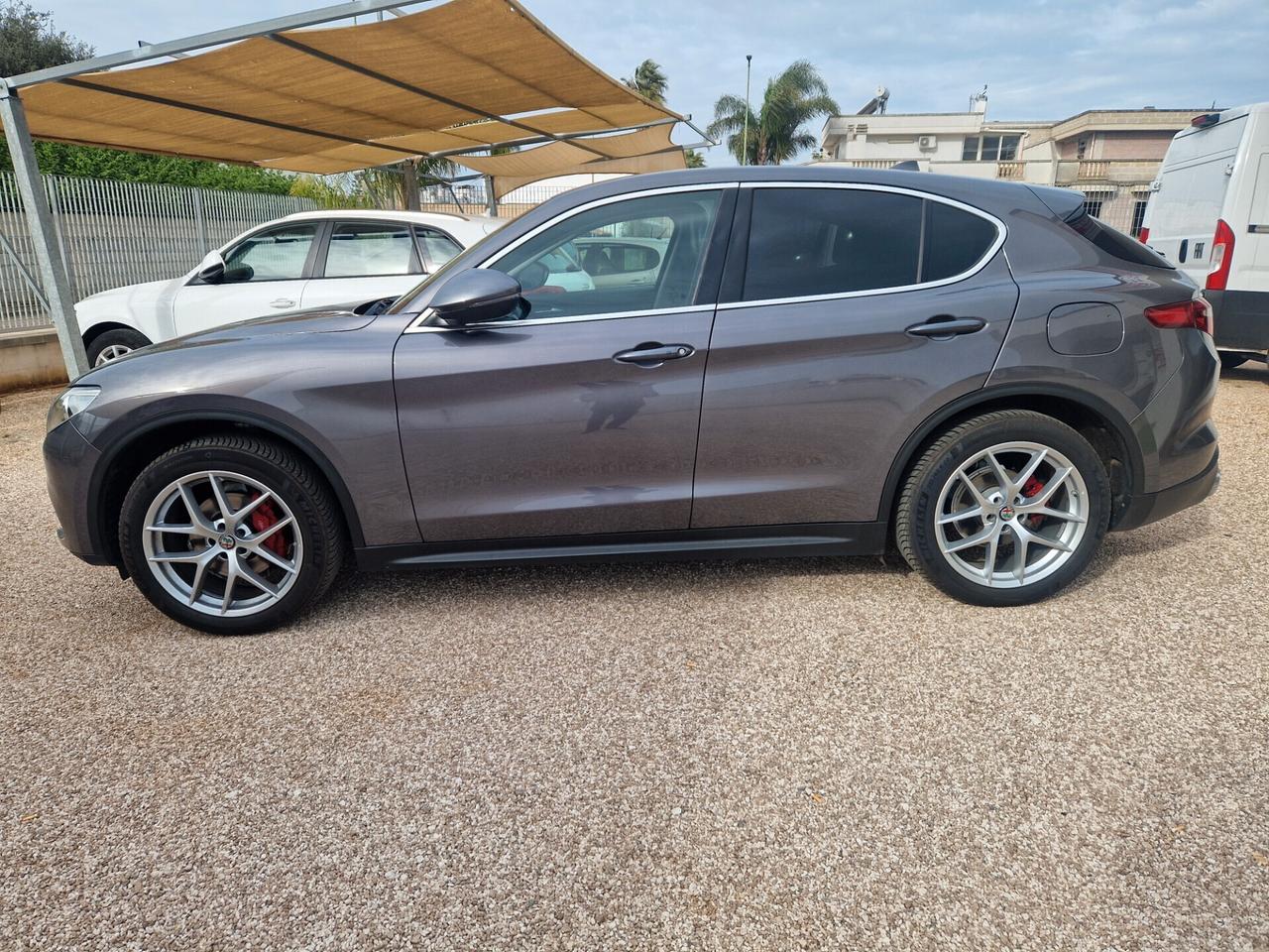 Alfa Romeo Stelvio 2.2 Turbodiesel 210 CV AT8 Q4 Veloce