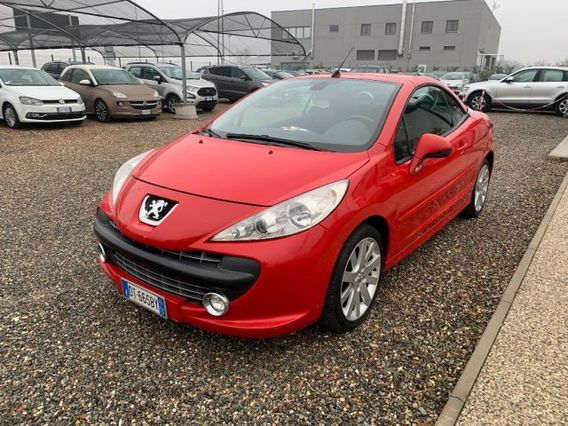 PEUGEOT 207 1.6 HDi 110CV CC Féline