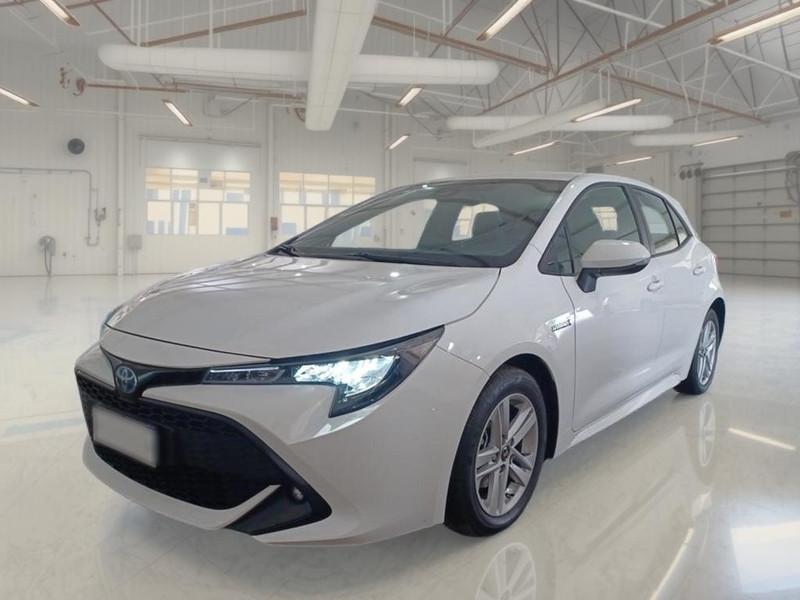 TOYOTA COROLLA 1.8 HYBRID BUSINESS 5 PORTE BERLINA