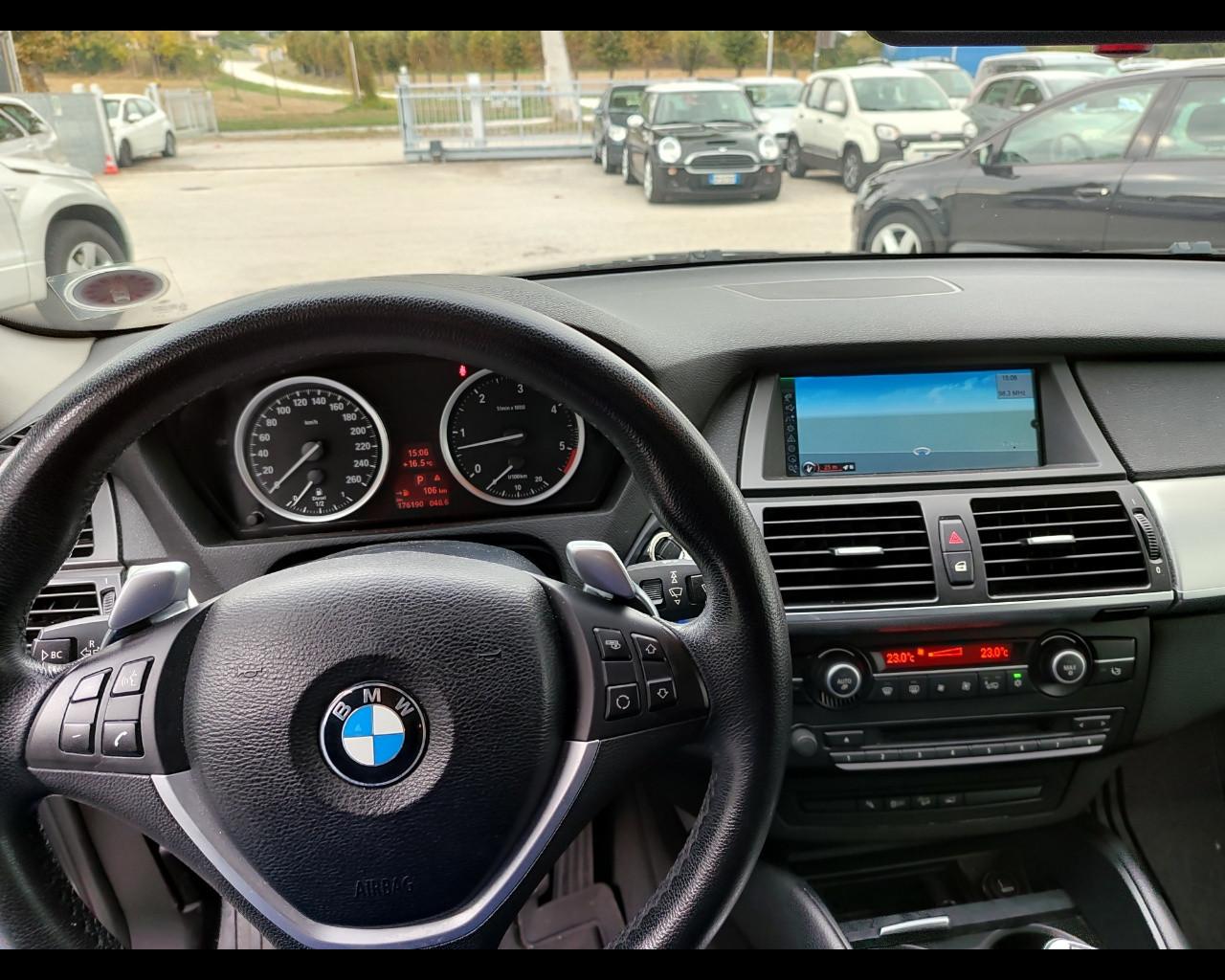 BMW X6 (E71/72) - X6 xDrive30d Attiva