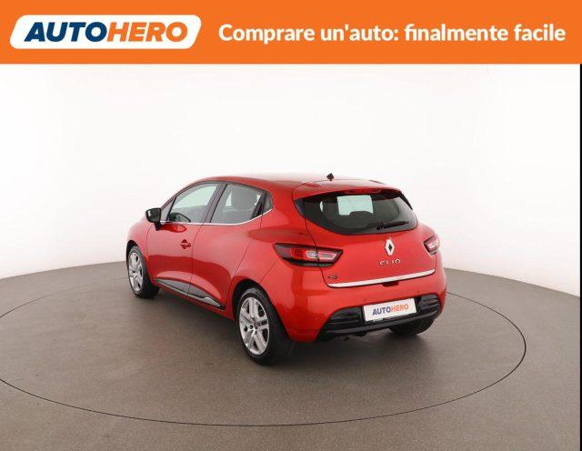 RENAULT Clio TCe 12V 90 CV 5 porte Moschino Zen