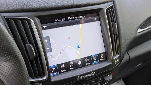 MASERATI Levante V6 AWD 3.0d 349cv ASSIST FRENATA TETTO PANORAMICO