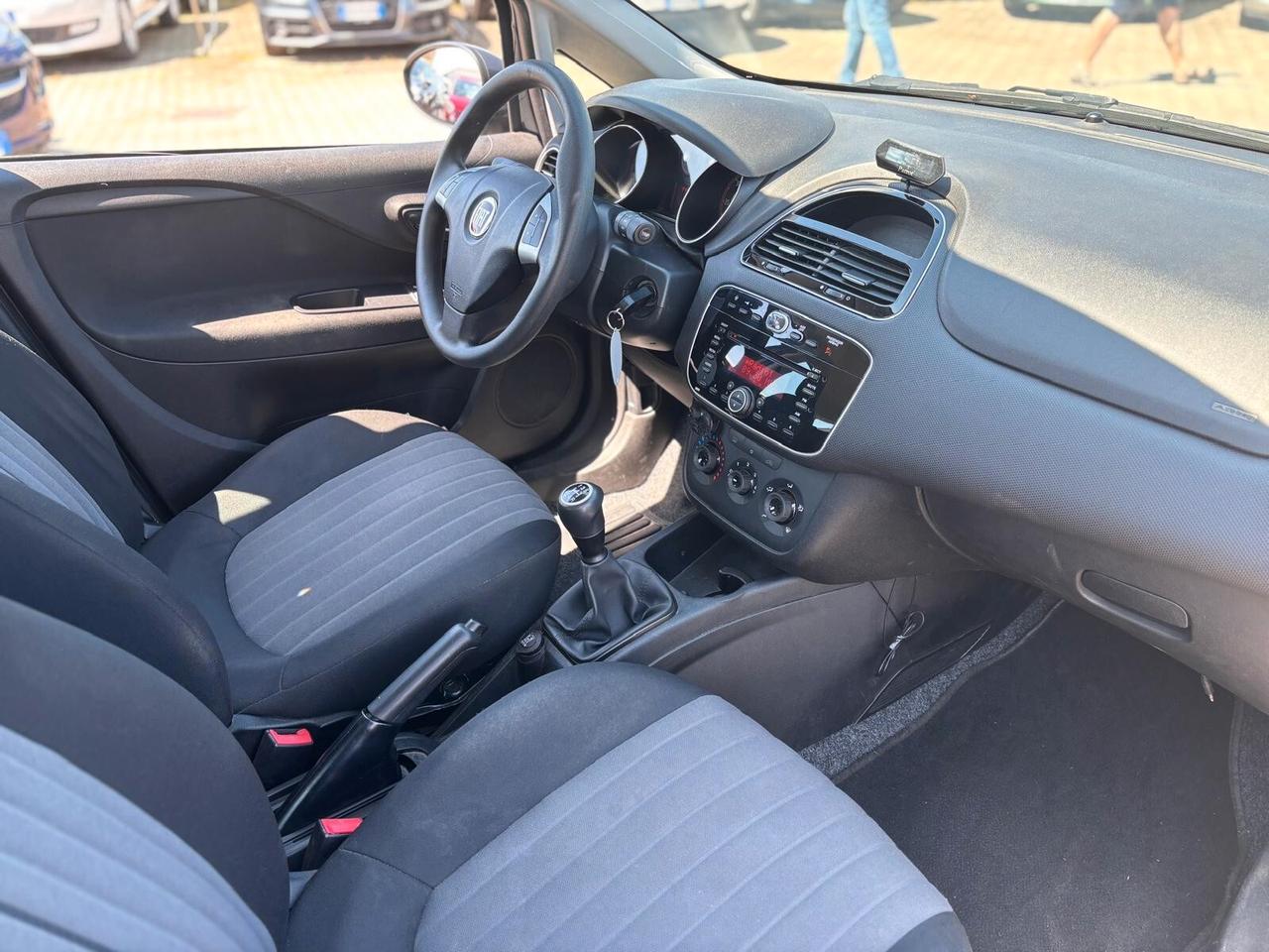 Fiat Punto 1.3 MJT II S&S 95 CV 5 porte Street
