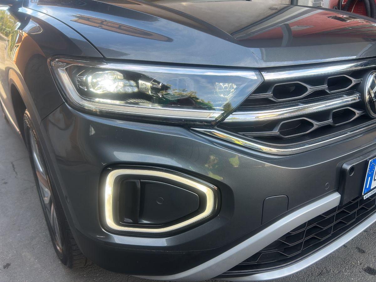 VOLKSWAGEN - T-Roc - 2.0 TDI 116CV SCR R-Line