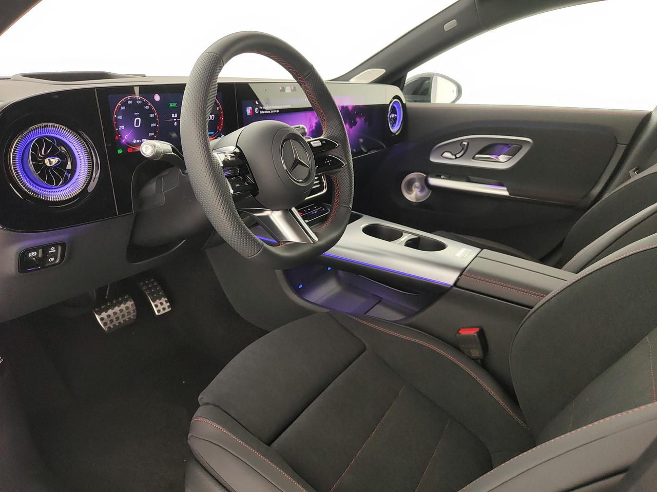 Mercedes-Benz CLA 200 4MATIC