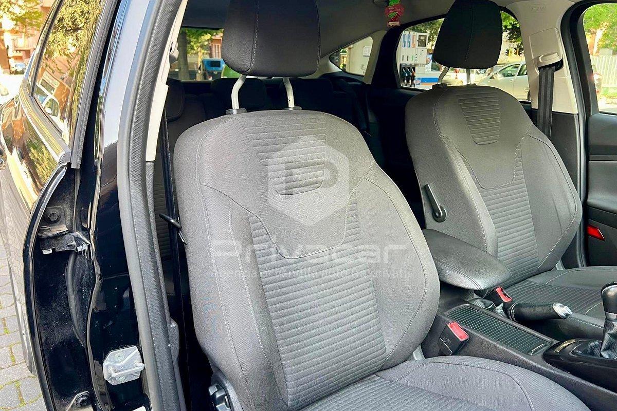 FORD Focus 1.6 120 CV GPL Titanium