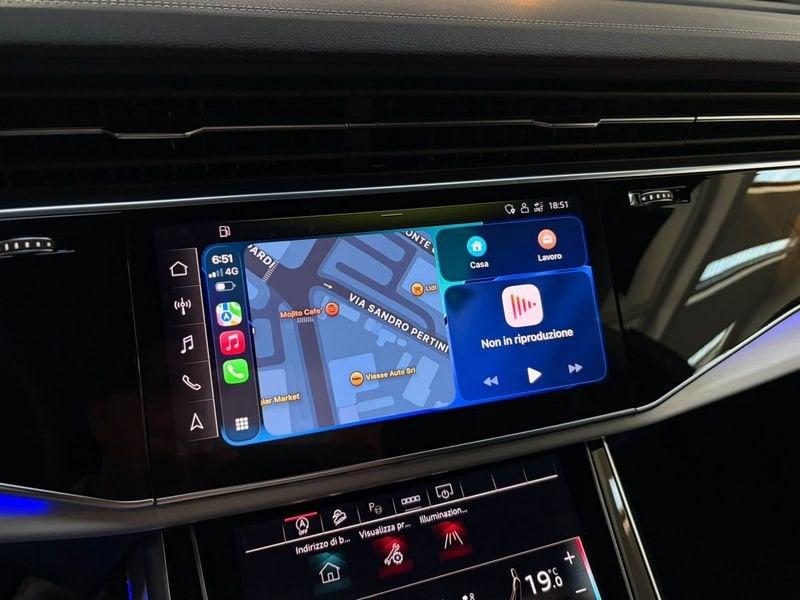 Audi Q8 55 TFSI 250kW quattro tiptronic Sport
