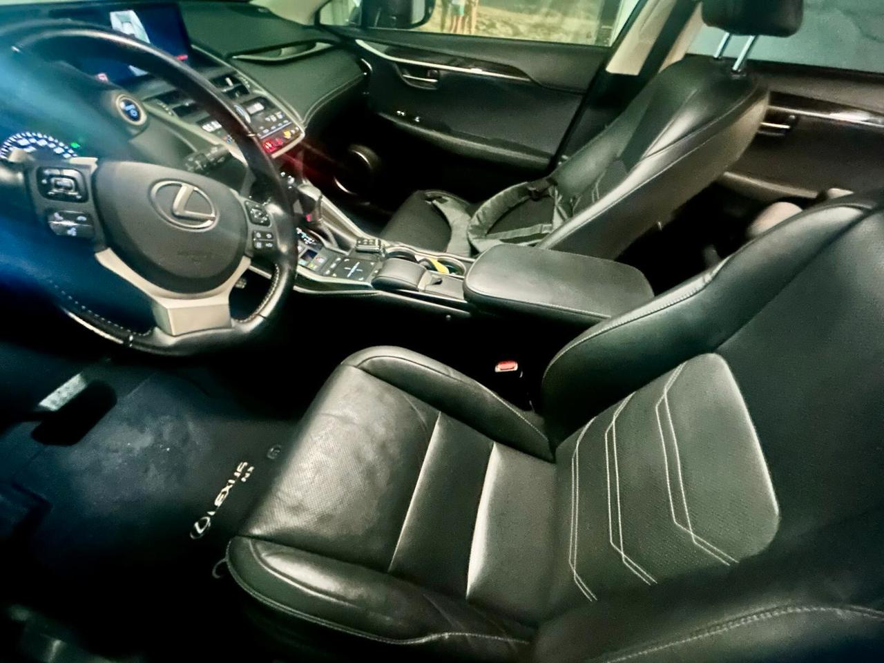 Lexus NX 300h Luxury Tech Pack Tetto Mark Levinson | 66.000 km Full Optional