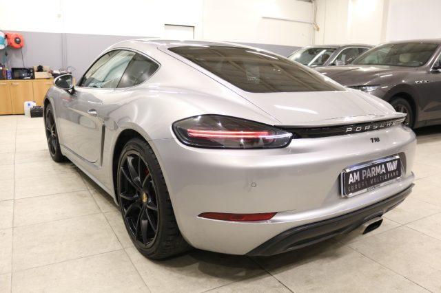 PORSCHE 718 Spyder 2.0