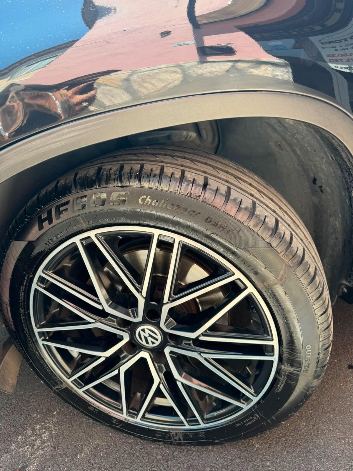 Volkswagen Tiguan 2.0 TDI 140 cv Sport & Style, ADATTA A NEOPATENTATI, TAGLIANDI CERTIFICATI, OTTIMO STATO