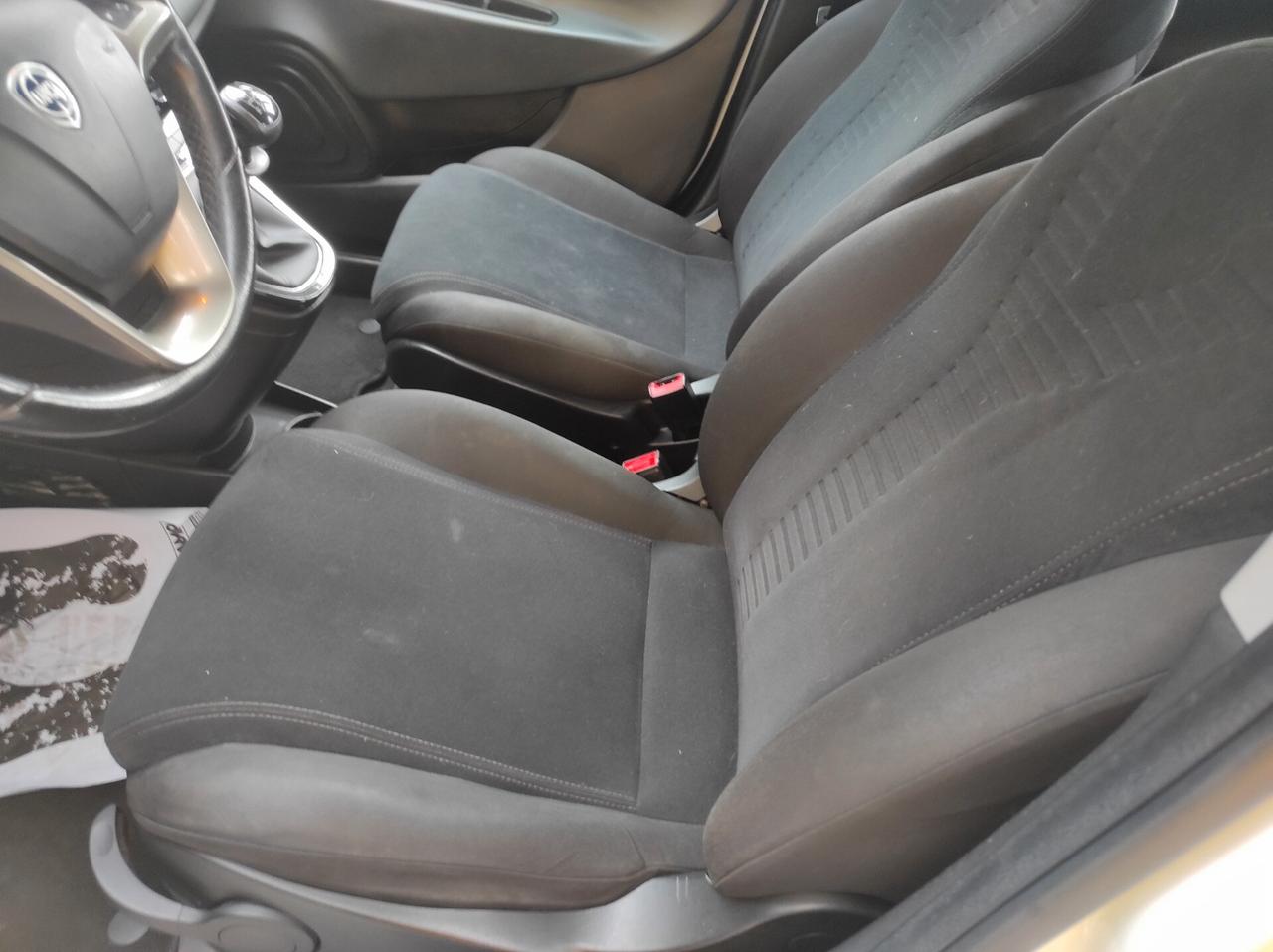 Lancia Ypsilon 2016 0.9 TwinAir Benzina metano LEGA SENSORI BLUETOOTH