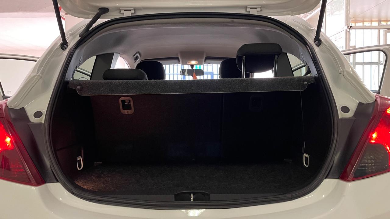 Opel Corsa 1.2 3 porte Elective