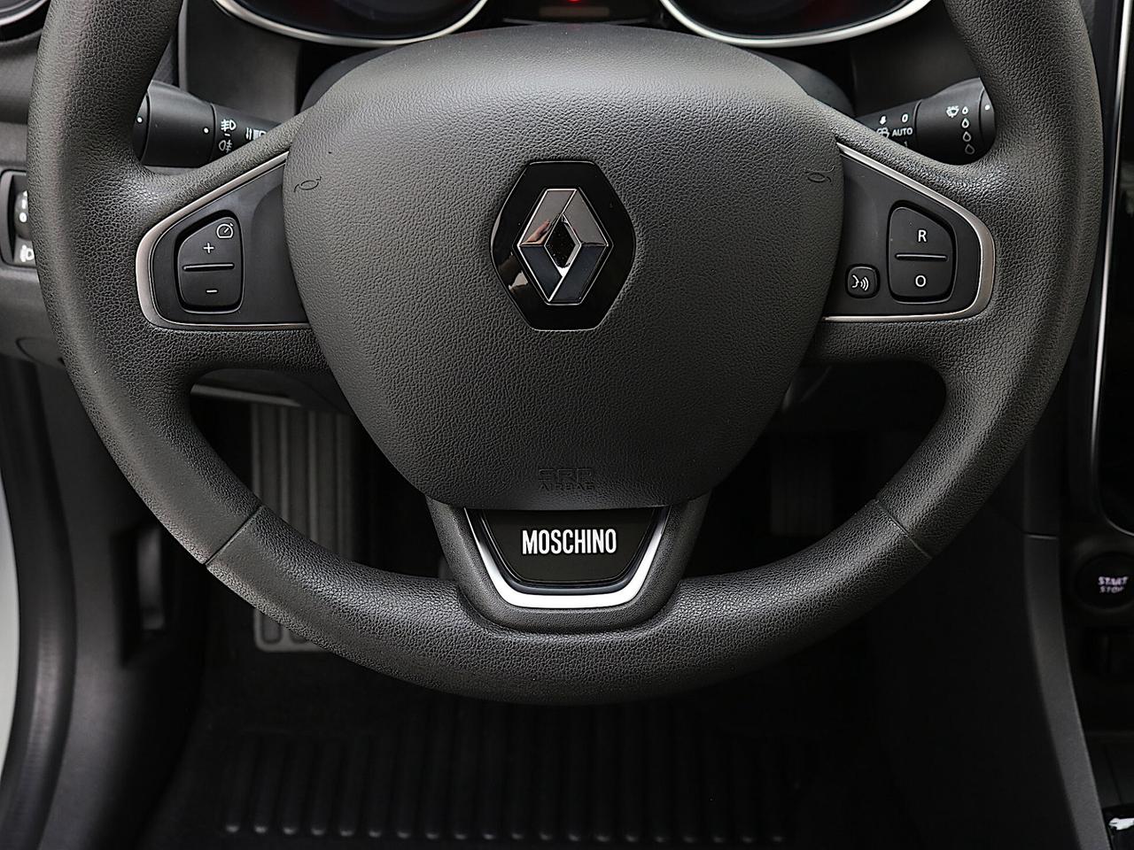 Renault Clio dCi 8V 75 CV 5 porte Moschino Zen