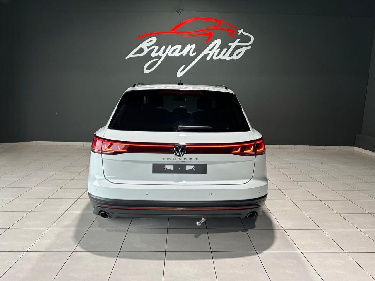 Volkswagen Touareg 3.0 V6 3.0 tdi TIPTRONIC 4MOTION