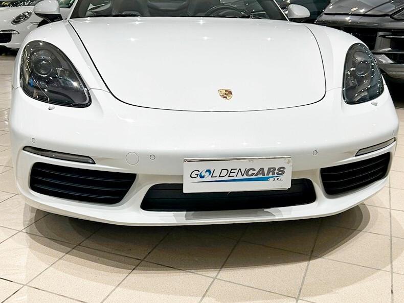 Porsche 718 Spyder Boxster 2.0 T