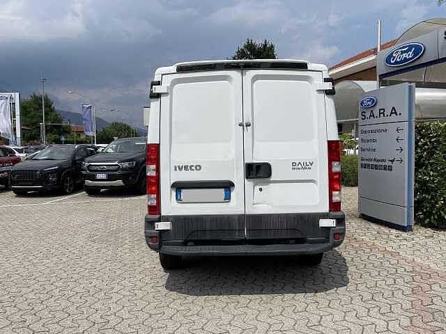 Iveco Daily 35S12 2.3 Hpi PC Cabinato