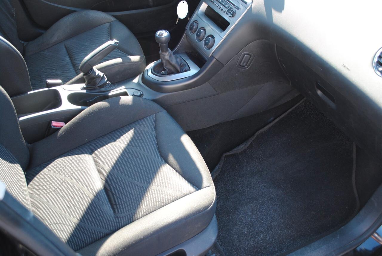 PEUGEOT 308 1.6 HDI 90 CV OK NEOPATENTATI