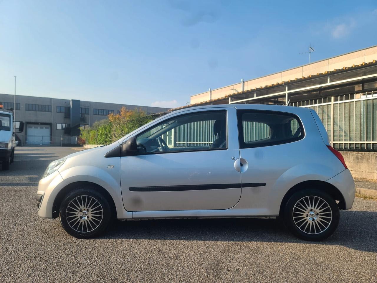 Renault Twingo 1.2 BENZ SOLO 40.000 KM