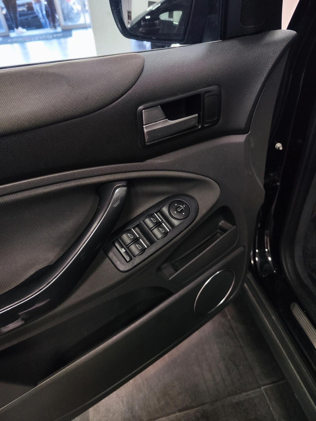 Ford Kuga 2.0 TDCi 136 CV 4WD Titanium TETTO