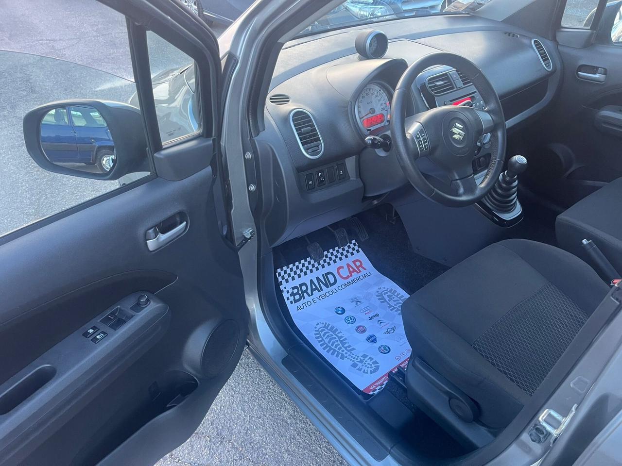 Suzuki Splash 1.0 GL Style Unipro 2015