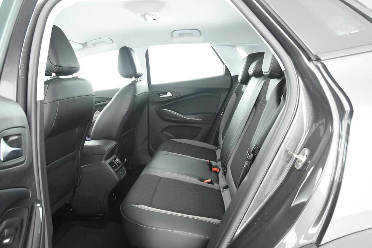 OPEL Grandland X 1.5 ecotec Elegance s&s 130cv at8 NEOPATENTATI+APP CONNECT