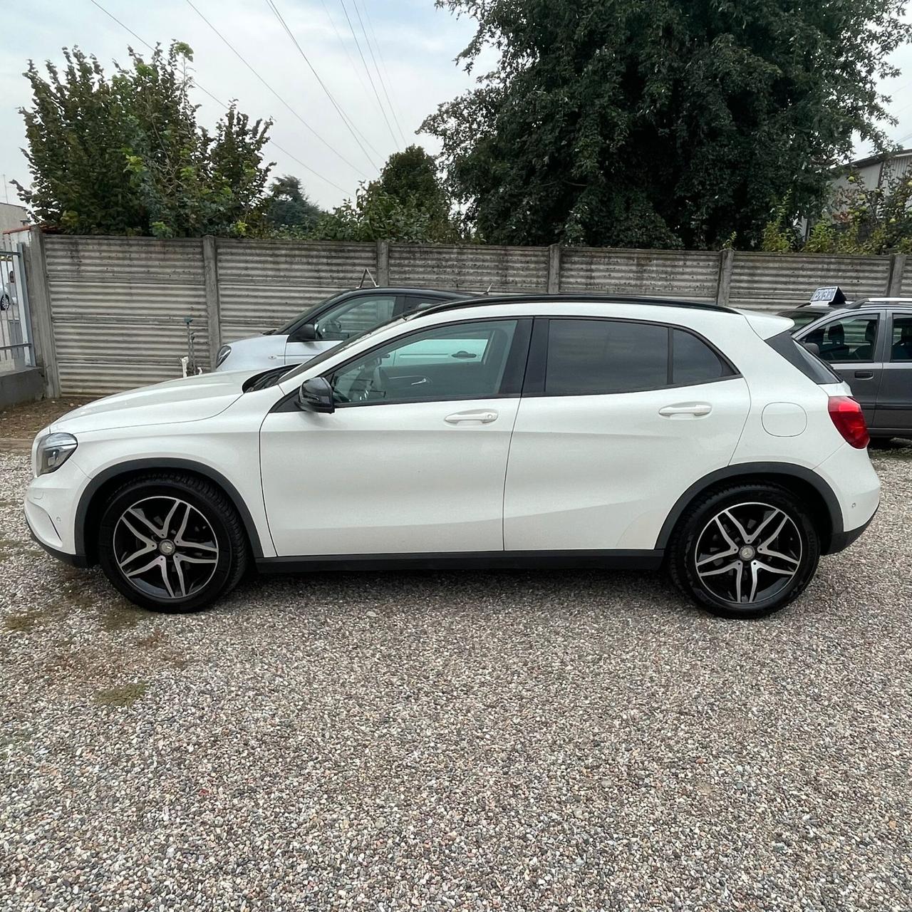 Mercedes-benz GLA 180 Executive