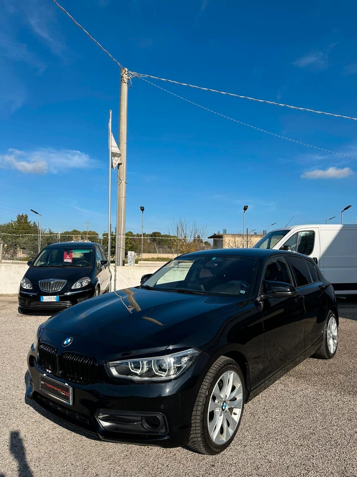 Bmw 116d 5p. Urban