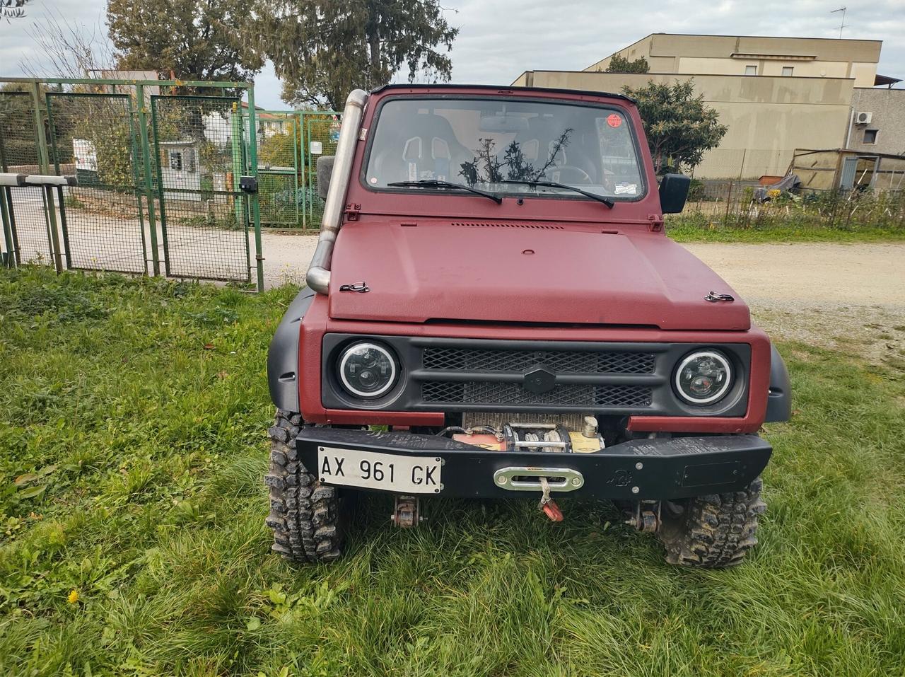 Suzuki SJ Samurai 1300 ponti larghi con idroguida