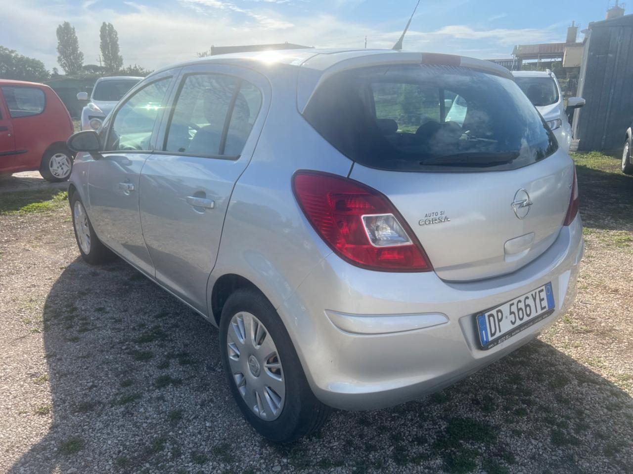 Opel Corsa 1.2 5 porte Enjoy