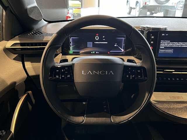Lancia Ypsilon 1.2 Hybrid e-DCT LX
